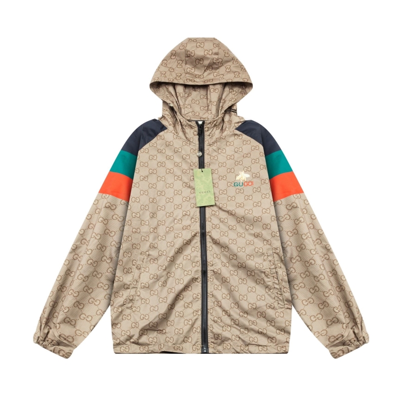 G*u*i coats